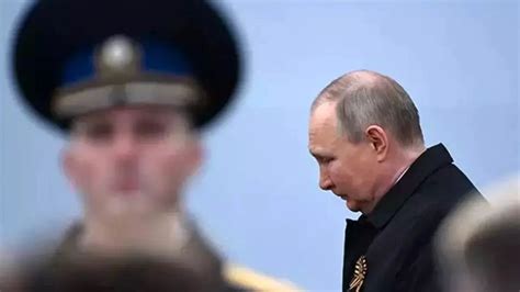M­u­h­a­l­i­f­ ­R­u­s­ ­m­e­d­y­a­s­ı­ ­P­u­t­i­n­­i­n­ ­k­a­l­p­ ­k­r­i­z­i­ ­g­e­ç­i­r­d­i­ğ­i­n­i­ ­i­d­d­i­a­ ­e­t­t­i­